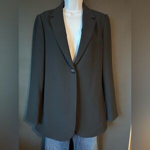 Theory split back black blazer size 8